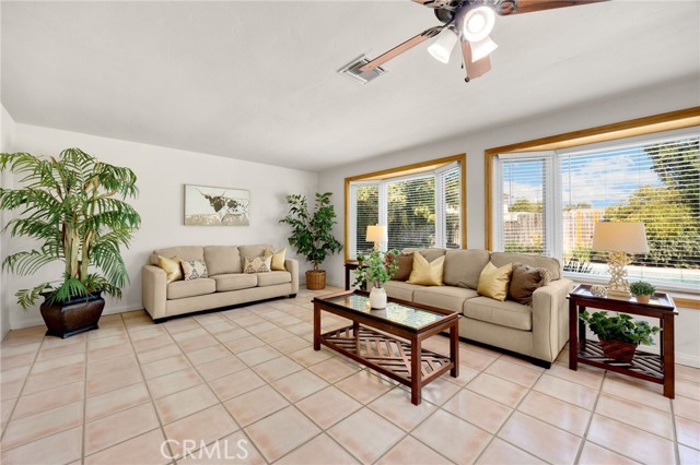 4292 Eureka Avenue, Yorba Linda CA: https://media.crmls.org/medias/53b1bbd2-0bb4-4024-8aad-2c346ea7b3bf.jpg