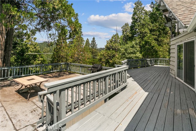 Detail Gallery Image 3 of 35 For 263 Golf Course Road, Lake Arrowhead,  CA 92352 - 4 Beds | 2 Baths