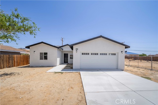Detail Gallery Image 2 of 17 For 7612 Xavier, California City,  CA 93505 - 4 Beds | 2 Baths