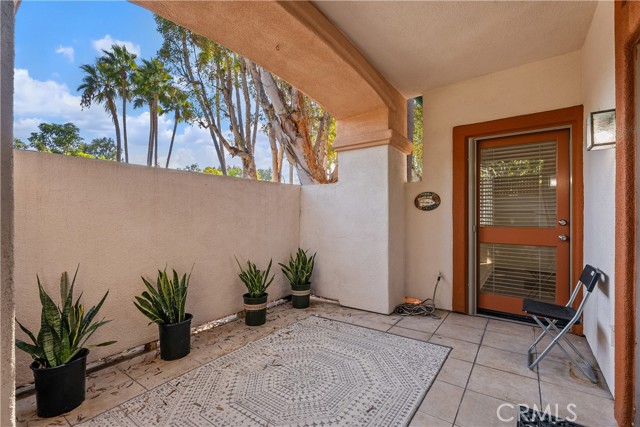 Detail Gallery Image 20 of 31 For 16 Villa Point Dr, Newport Beach,  CA 92660 - 1 Beds | 1 Baths