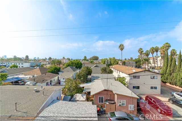 Detail Gallery Image 25 of 28 For 1509 Stanley Ave #304,  Long Beach,  CA 90804 - 3 Beds | 2 Baths