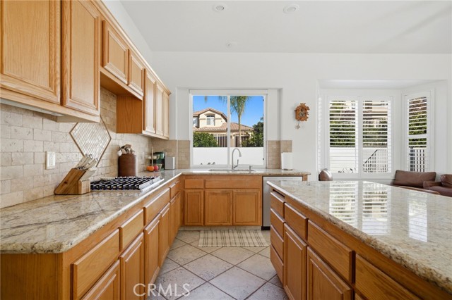Detail Gallery Image 15 of 46 For 13405 Mesa Crest, Yucaipa,  CA 92399 - 4 Beds | 2/1 Baths