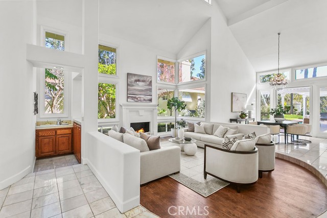 Detail Gallery Image 7 of 56 For 19 Harbor Pointe, Corona Del Mar,  CA 92625 - 4 Beds | 4/1 Baths