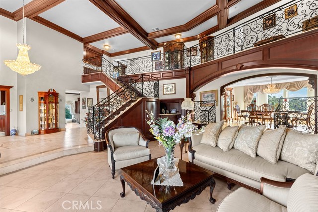 Detail Gallery Image 8 of 75 For 1603 Calle Cristina, San Dimas,  CA 91773 - 5 Beds | 5/1 Baths