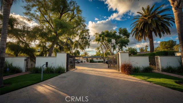 Front Image Thumbnail for CRSR26093103