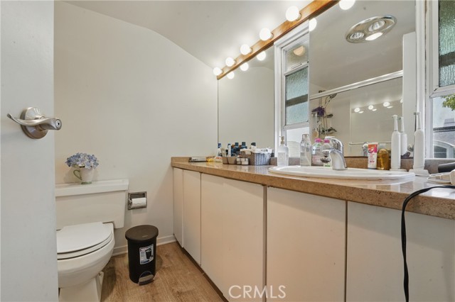 Detail Gallery Image 20 of 31 For 1320 23rd St, Manhattan Beach,  CA 90266 - 3 Beds | 2 Baths
