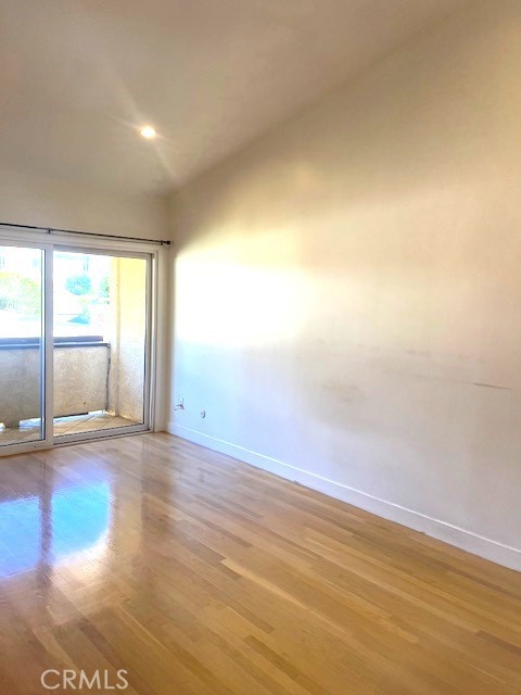 8110 Canby, Reseda CA: https://media.crmls.org/medias/53b5d80c-832e-4e0a-ac96-7024ef46bb48.jpg