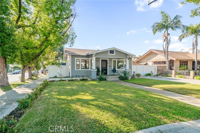 560 E E St, Ontario, CA 91764