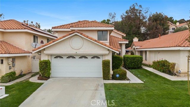 Detail Gallery Image 1 of 40 For 15621 Saul Ct, Canyon Country,  CA 91387 - 4 Beds | 3 Baths