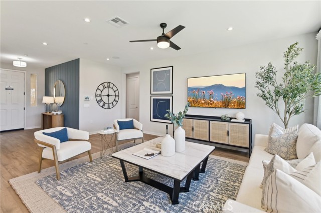 Detail Gallery Image 6 of 31 For 41833 Grenache Ln, Palmdale,  CA 93551 - 5 Beds | 4 Baths