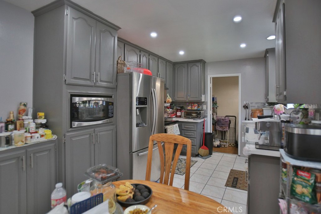 53b9e8ef 5f6b 405d 93ba 42985b234ba7