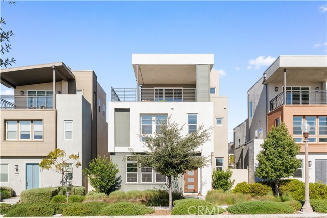 Detail Gallery Image 3 of 59 For 105 Chorus, Irvine,  CA 92618 - 4 Beds | 3/2 Baths