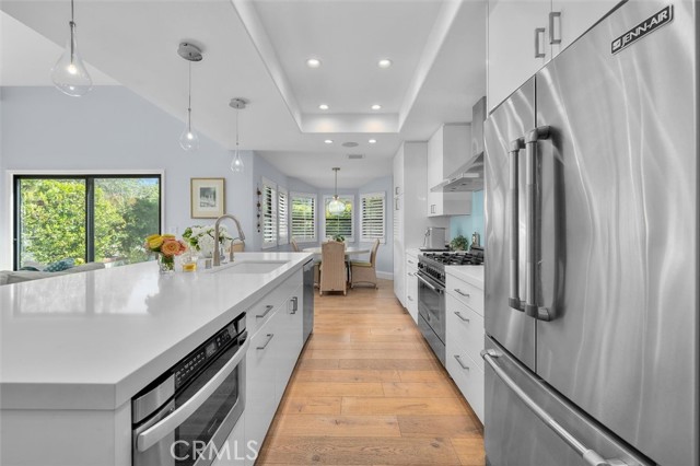 Detail Gallery Image 16 of 40 For 1 Coronado Ct, Manhattan Beach,  CA 90266 - 3 Beds | 2/1 Baths