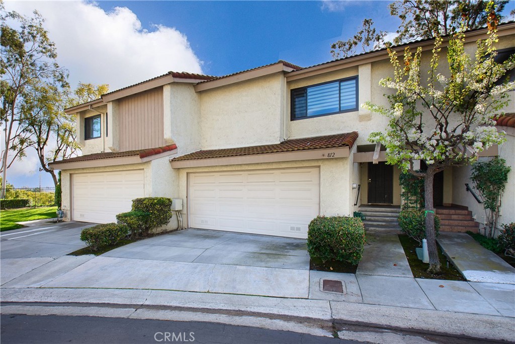 812 Whitewater Drive, Fullerton, CA 92833