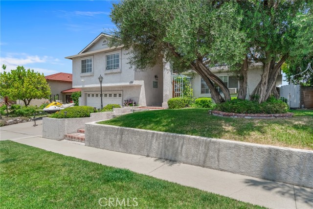 Detail Gallery Image 3 of 48 For 536 N Del Sol Ln, Diamond Bar,  CA 91765 - 5 Beds | 3 Baths
