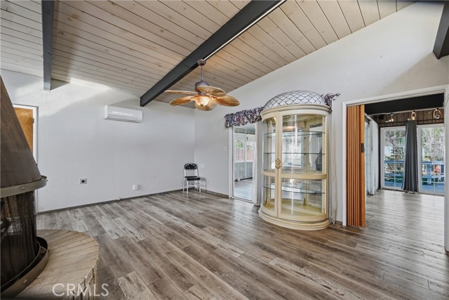 Detail Gallery Image 3 of 39 For 12762 Shoreview Dr, Clearlake Oaks,  CA 95423 - 2 Beds | 2 Baths