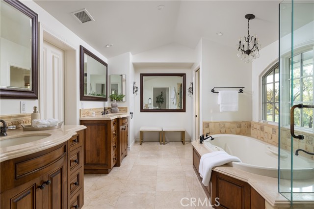 Detail Gallery Image 32 of 55 For 3 Cypress Point Ln, Newport Beach,  CA 92660 - 4 Beds | 4/1 Baths