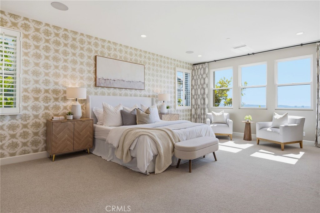 https://media.crmls.org/medias/53be0d6d-f876-47e6-80cb-753c091a8c93.jpg?preset=X-Large