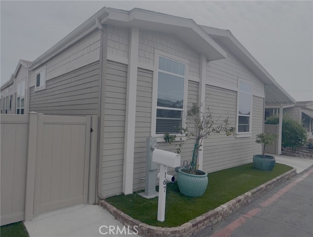 Detail Gallery Image 4 of 43 For 16444 Bolsa Chica St #167,  Huntington Beach,  CA 92649 - 3 Beds | 2 Baths