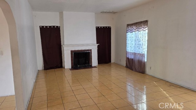 Detail Gallery Image 6 of 22 For 250 N Ridgewood Pl, Los Angeles,  CA 90004 - – Beds | – Baths