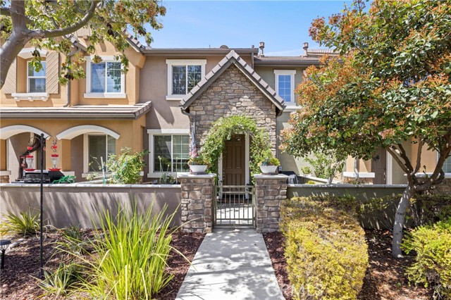 Detail Gallery Image 1 of 28 For 8029 Spencer St, Chino,  CA 91708 - 2 Beds | 2/1 Baths