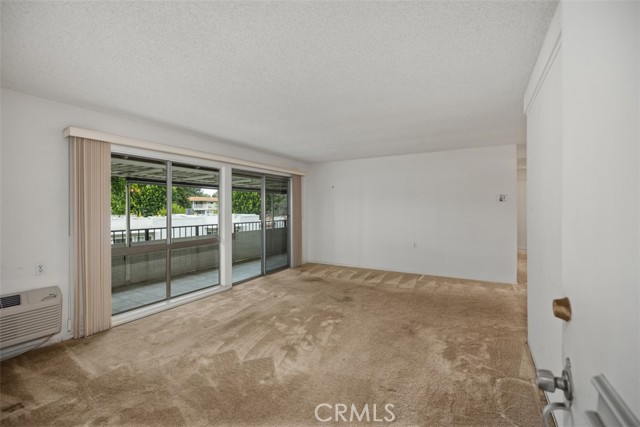 Detail Gallery Image 5 of 39 For 2319 via Puerta #O,  Laguna Woods,  CA 92637 - 2 Beds | 2 Baths
