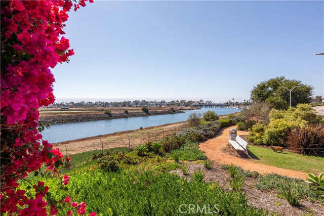 Detail Gallery Image 3 of 27 For 6262 E Marina View Dr #312,  Long Beach,  CA 90803 - 1 Beds | 1 Baths