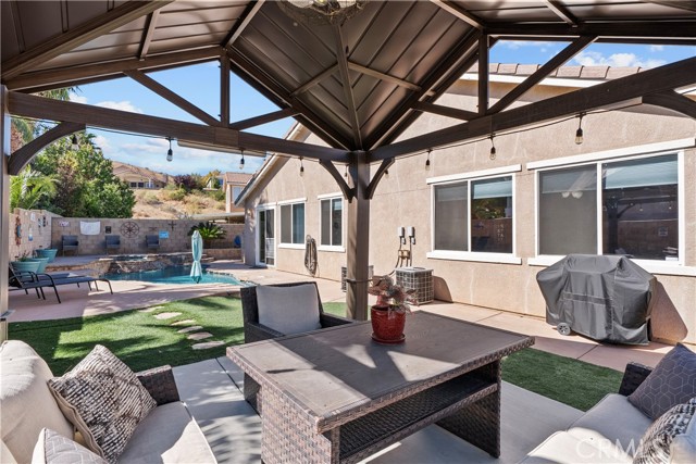 Detail Gallery Image 38 of 45 For 39934 Borica Ct, Palmdale,  CA 93551 - 5 Beds | 3 Baths