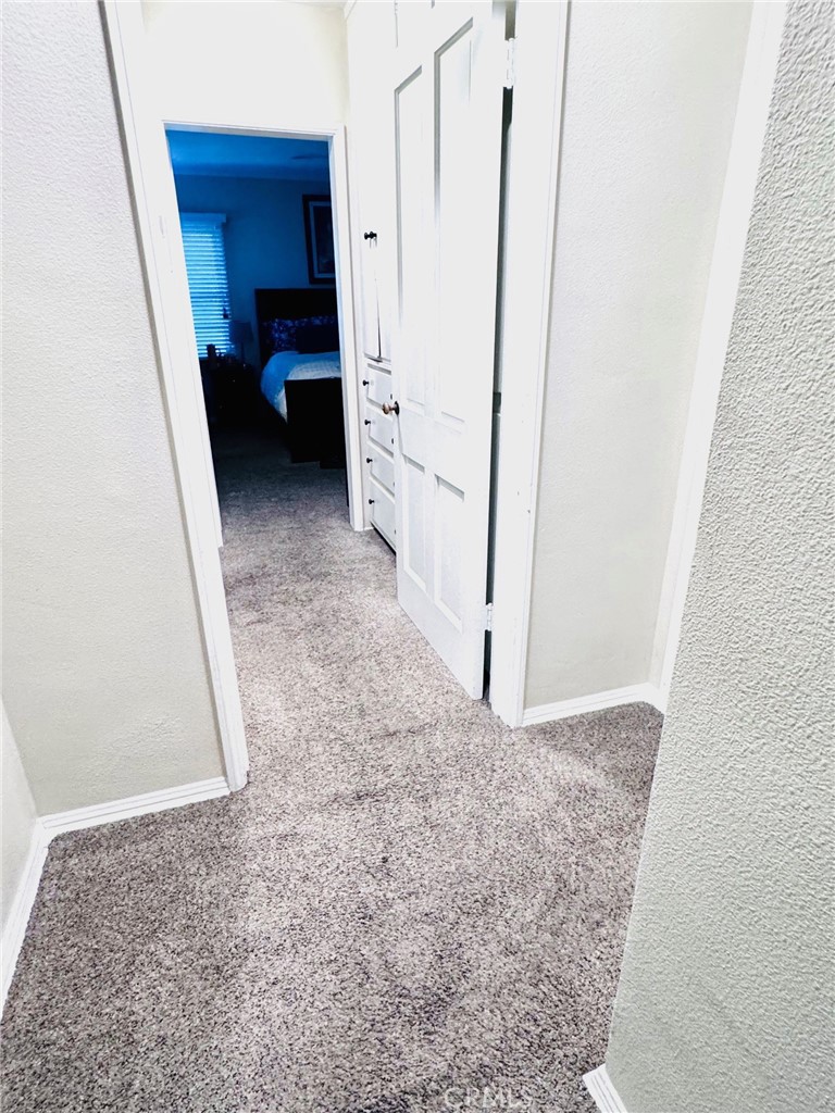 https://media.crmls.org/medias/53c24cda-7b87-4d4f-974a-938809b52717.jpg?preset=X-Large