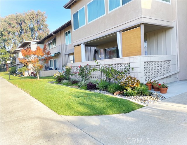 Detail Gallery Image 1 of 1 For 13048 Del Monte Dr., M15-42g, Seal Beach,  CA 90740 - 2 Beds | 2 Baths