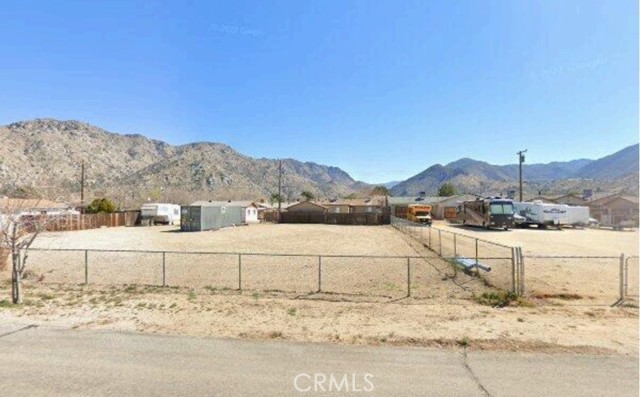 25 Flower, Kern CA: https://media.crmls.org/medias/53c28fea-6478-4a59-8cc6-6b12320c93d0.jpg