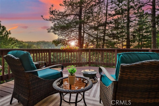 176 Pine Ridge Road, Crestline CA: https://media.crmls.org/medias/53c2a885-f56b-435f-bdf9-ffd55f99eff0.jpg