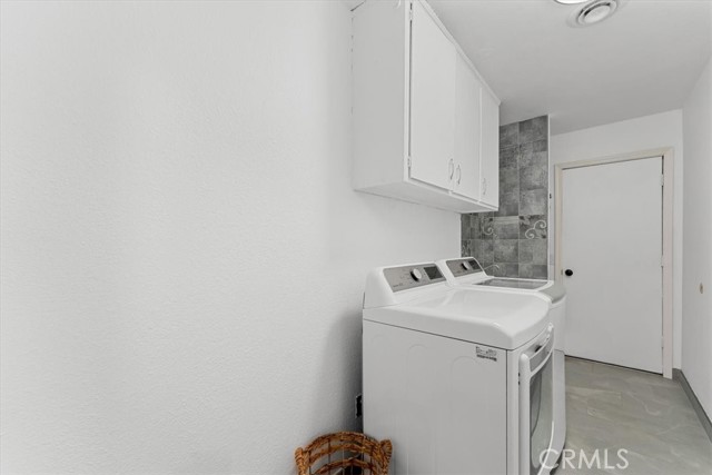 Detail Gallery Image 30 of 55 For 2860 Wilson Ave, Redding,  CA 96002 - 4 Beds | 2 Baths