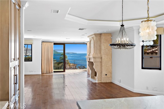 Detail Gallery Image 5 of 71 For 177 Crescent Bay Dr, Laguna Beach,  CA 92651 - 4 Beds | 4/2 Baths
