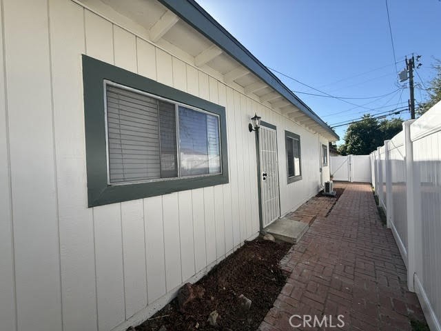 116 E Center ST Unit: 1/2
