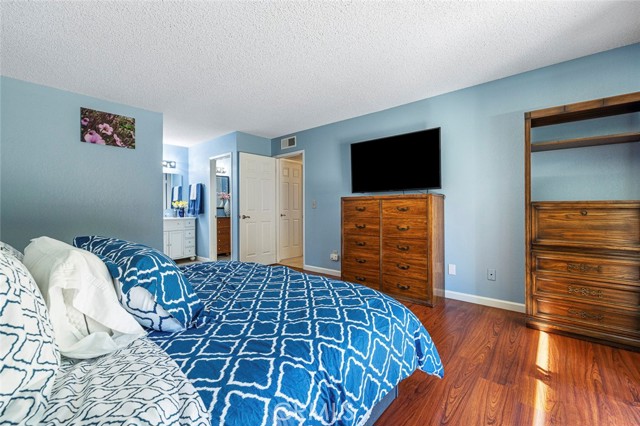 Detail Gallery Image 26 of 40 For 8052 N Mariposa St, Fresno,  CA 93720 - 3 Beds | 2 Baths