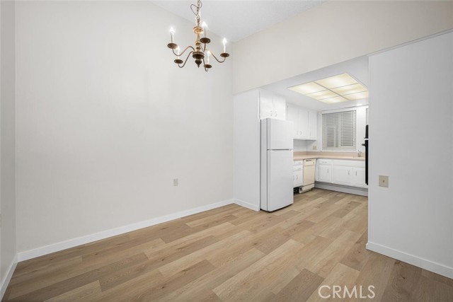 1930 St John Road, Seal Beach CA: https://media.crmls.org/medias/53c5ae56-f8f8-4c92-830d-54d13bc3a91b.jpg