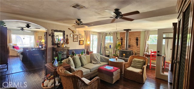 Detail Gallery Image 19 of 29 For 10475 Frontier, Cherry Valley,  CA 92223 - 2 Beds | 2 Baths