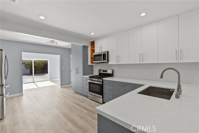17710 Martha Street photo 9
