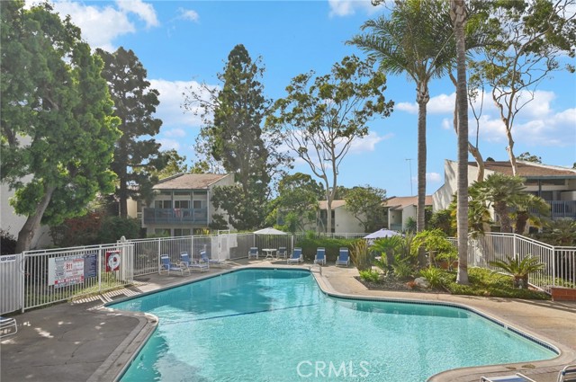 641 Prospect Avenue, Redondo Beach, California 90277, 1 Bedroom Bedrooms, ,1 BathroomBathrooms,Residential,For Sale,Prospect,SB25233128