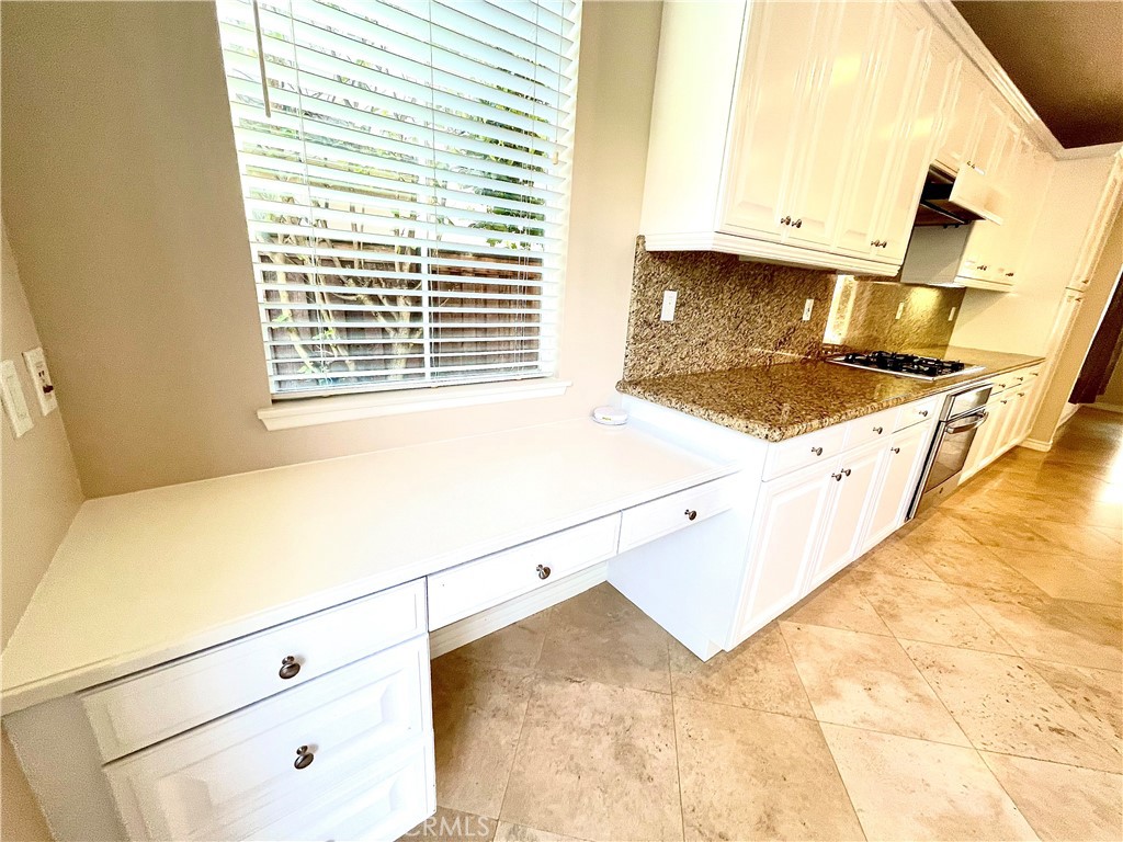 MLS #OC25216386 image #10