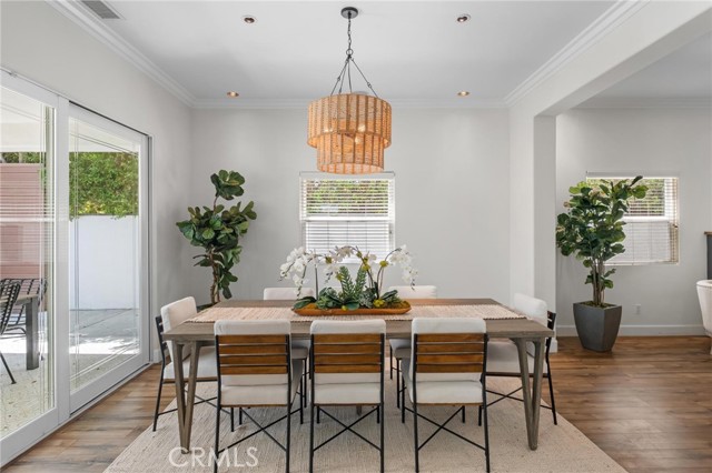 7938 Kenyon Avenue, Los Angeles CA: https://media.crmls.org/medias/53c8d3f5-488f-4bac-99e6-6f5f6466d621.jpg