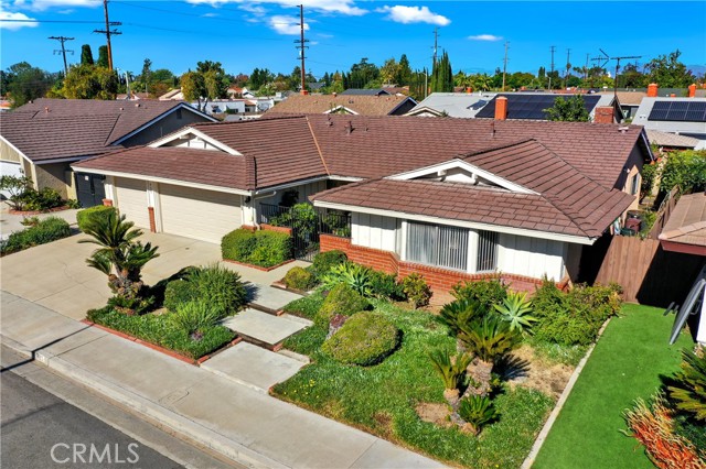 Detail Gallery Image 27 of 27 For 925 E La Veta Ave, Orange,  CA 92866 - 4 Beds | 2 Baths