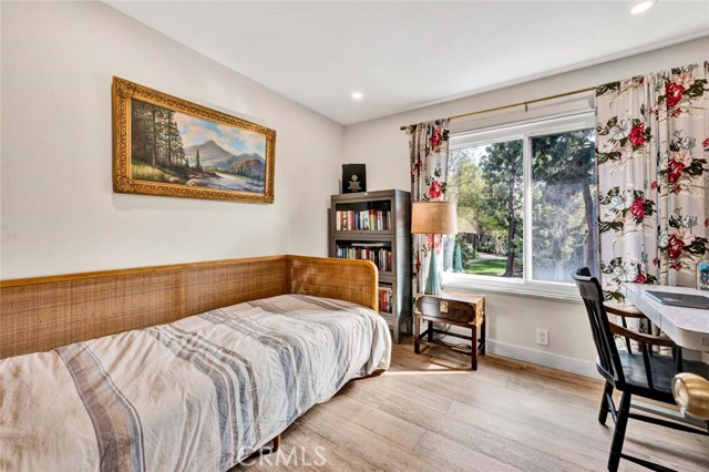 Detail Gallery Image 13 of 21 For 429 Deerfield, Irvine,  CA 92606 - 2 Beds | 1 Baths