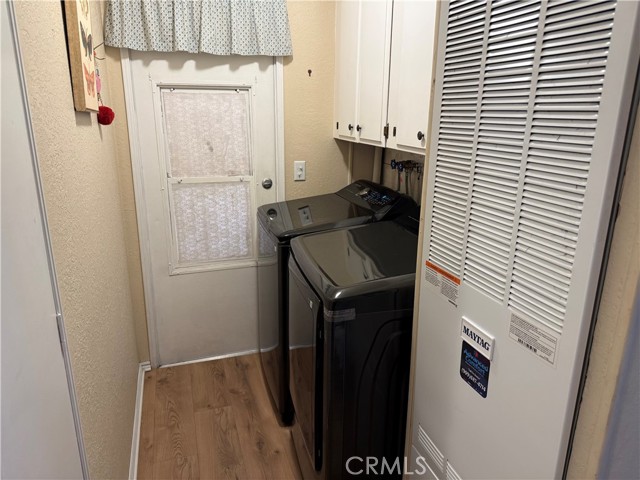 Detail Gallery Image 8 of 13 For 3530 Damien #13 Ave, La Verne,  CA 91750 - 2 Beds | 2 Baths