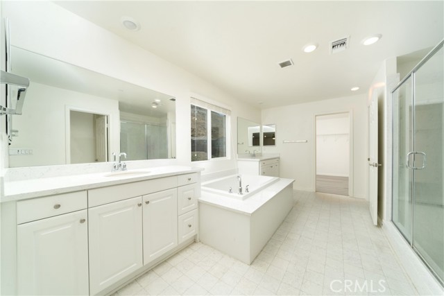 Detail Gallery Image 16 of 29 For 21145 Sutter Creek Ct, Riverside,  CA 92507 - 5 Beds | 4 Baths
