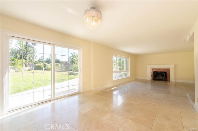 Detail Gallery Image 2 of 23 For 18731 Dylan St, Porter Ranch,  CA 91326 - 4 Beds | 2/1 Baths