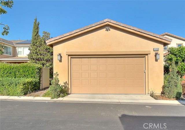 14180 Mountain Avenue, Chino CA: https://media.crmls.org/medias/53caf58e-00fd-4882-a58a-bca474db6d82.jpg