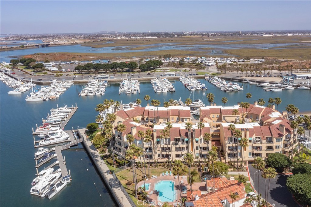 16291 Countess #114