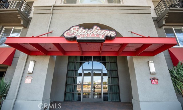 1801 E Katella Avenue, Anaheim CA: https://media.crmls.org/medias/53cc68af-e420-4e45-b77b-8318fb42ec83.jpg